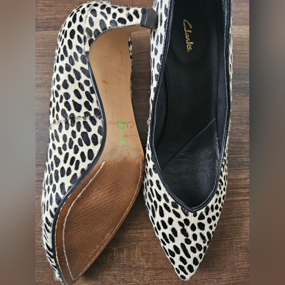 Clarks Laina 55 Court 2 Pumps Dalmation Animal Print 2" Heel, Women 8M - Picture 5 of 7